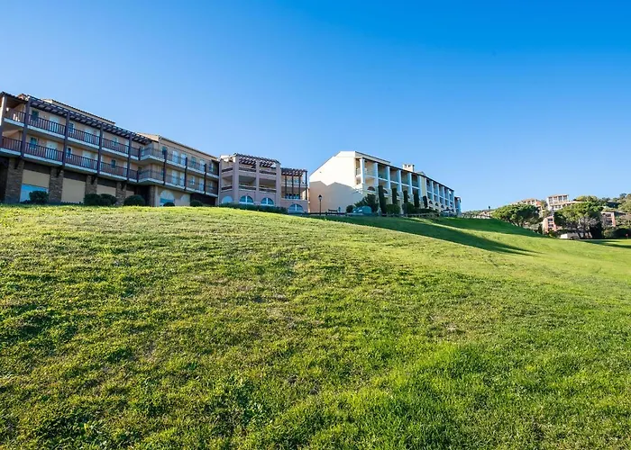 Apartamento Le Village - E1 309 By Interhome Saint-Raphaël